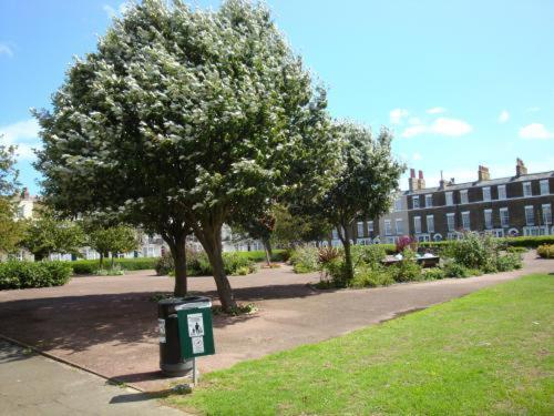 Hotel Spencer Court Ramsgate Esterno foto